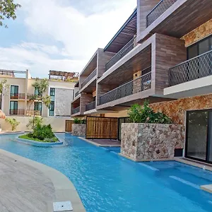 Exclusive Paramar Ve Penthouse In By Lockey For Walking To Commercial Zone In Aldea Zama Apartment